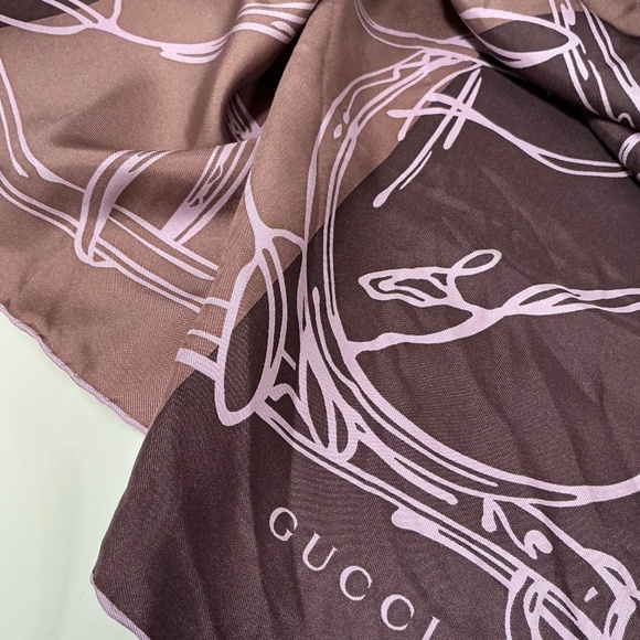 Gucci silk scarf - Picture 3 of 6